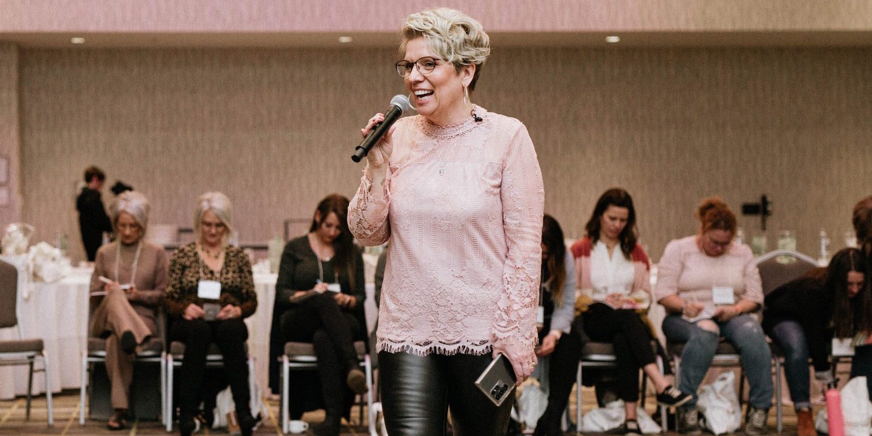 Bonnie Wirth Speaking at Transformational Women's Empowerment event